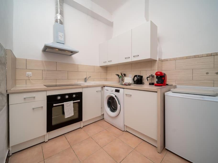 Appartement Tout Equipe 4 Couchages Belle De Mai Marseille Eksteriør bilde